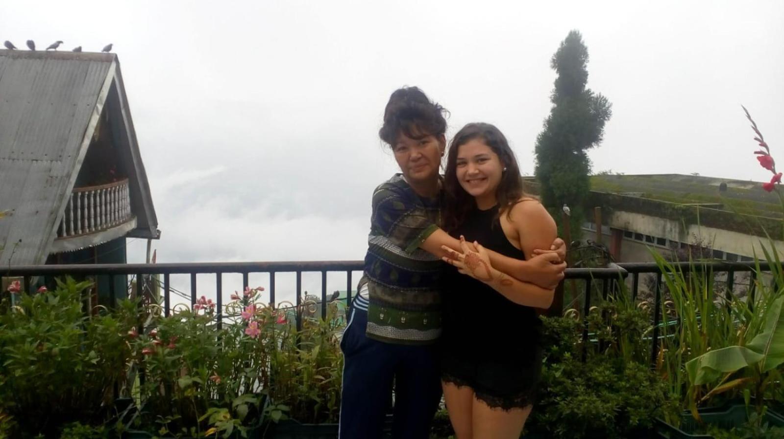 Backpackers Hub Pansiyon Darjeeling  Dış mekan fotoğraf