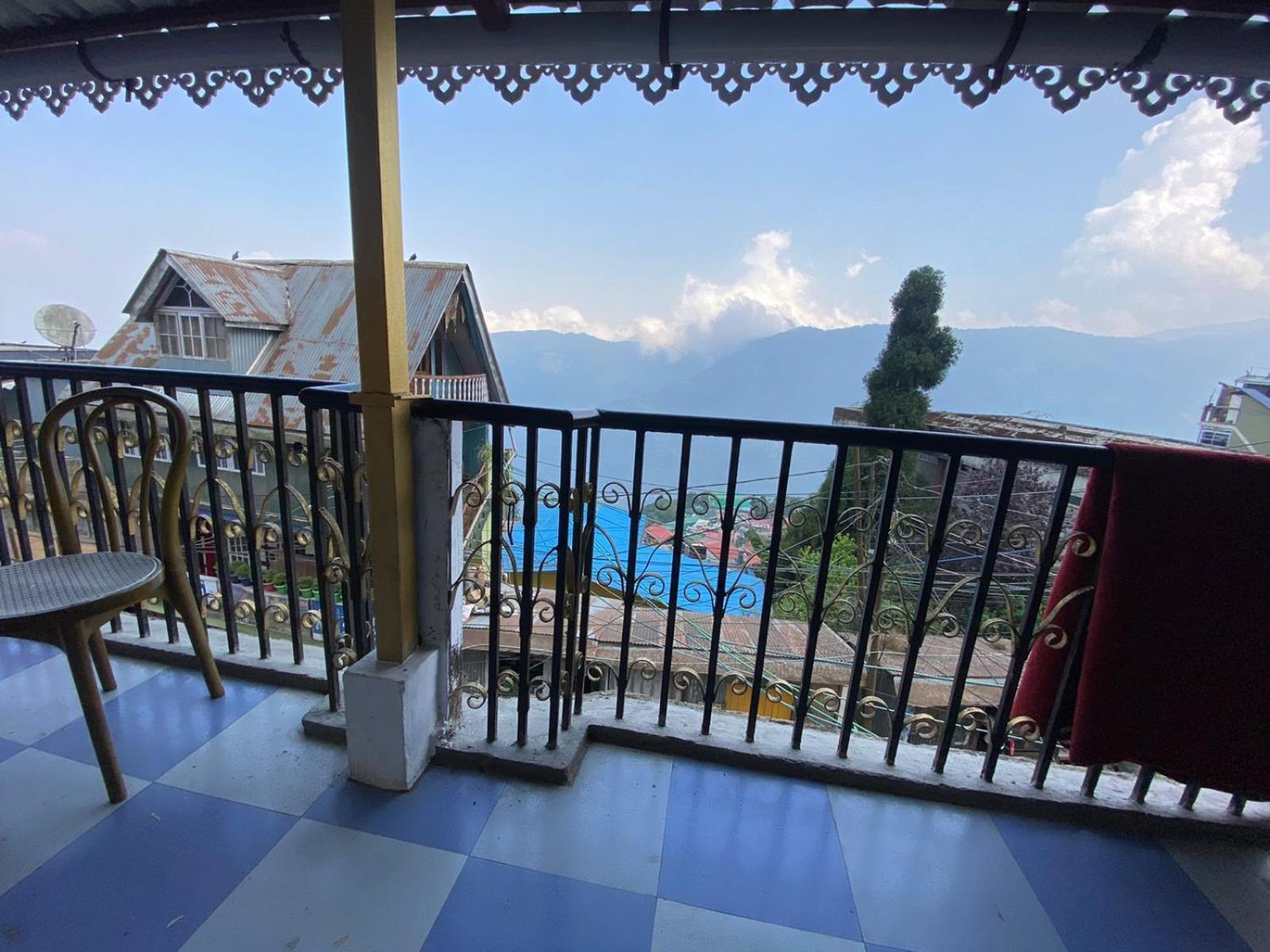 Backpackers Hub Pansiyon Darjeeling  Dış mekan fotoğraf