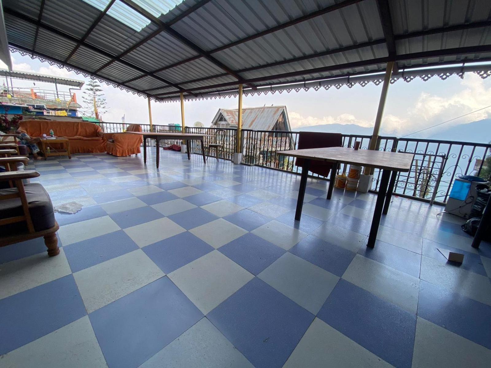 Backpackers Hub Pansiyon Darjeeling  Dış mekan fotoğraf